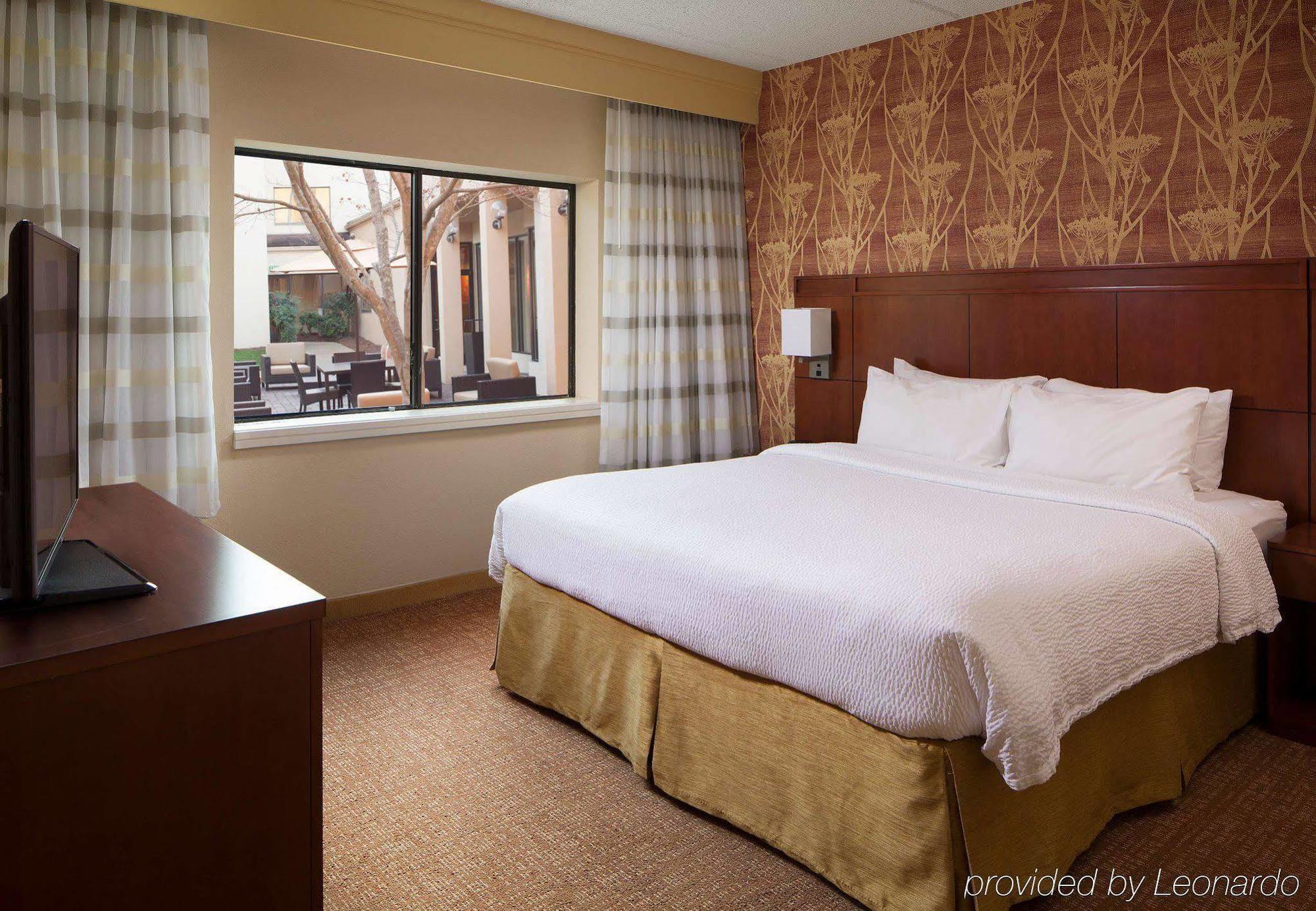 Courtyard Charlotte Arrowood Ξενοδοχείο Εξωτερικό φωτογραφία